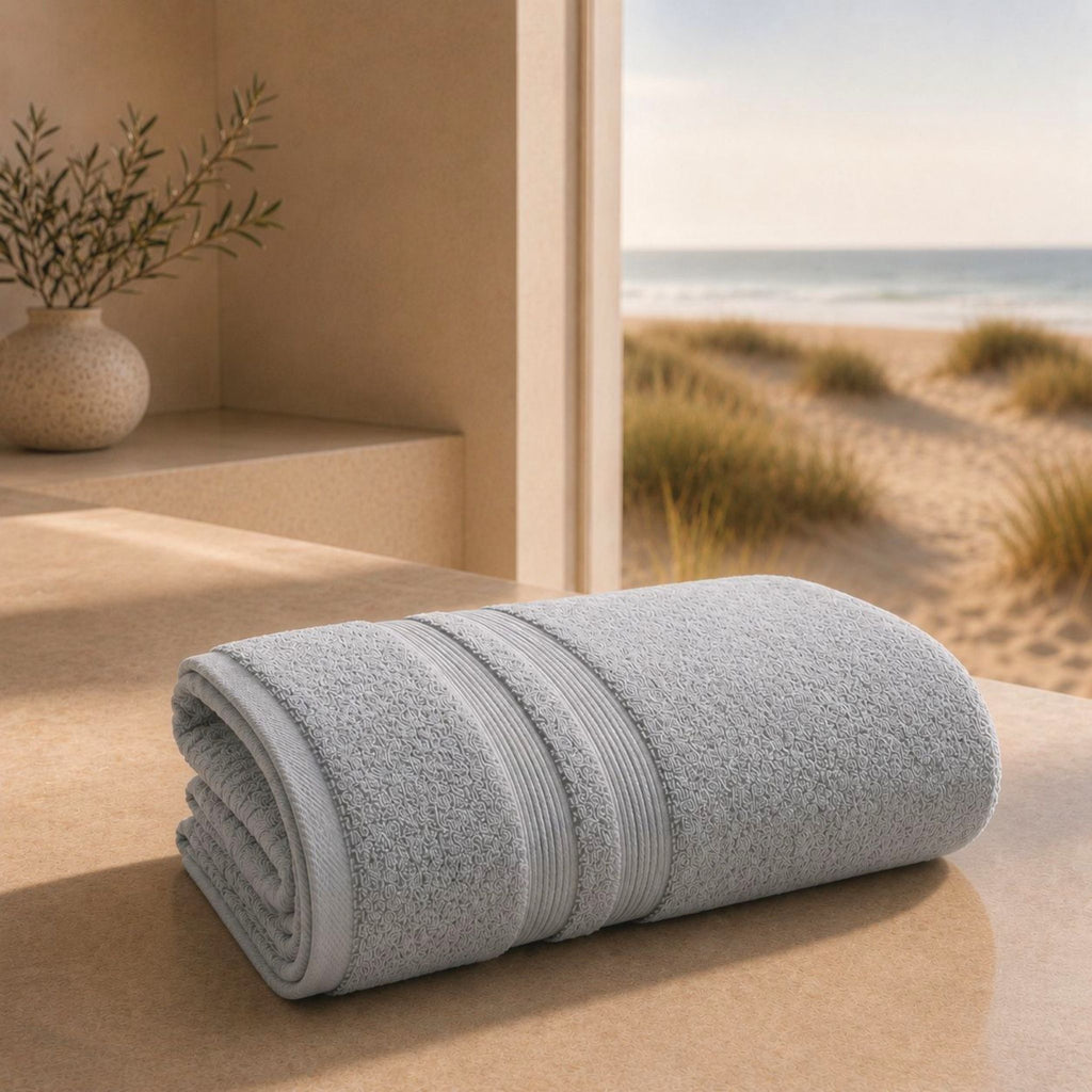 Drap de bain Gris Orage Collection Sérénité Lagune FLAMARDA en coton peigné 650 g/m² confectionné au Portugal