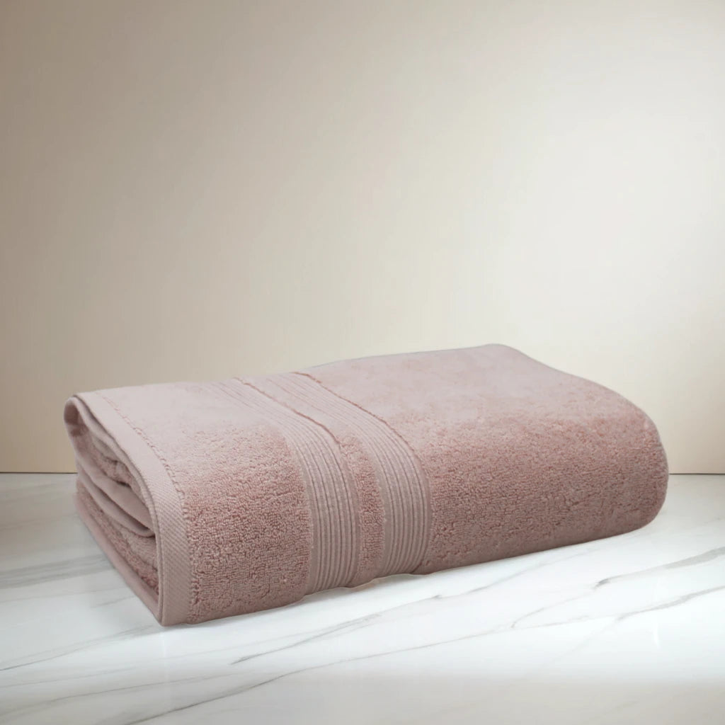 Serviette de bain Sérénité Lagune FLAMARDA en coton peigné 650 g/m², linge de bain haut de gamme fabriqué au Portugal