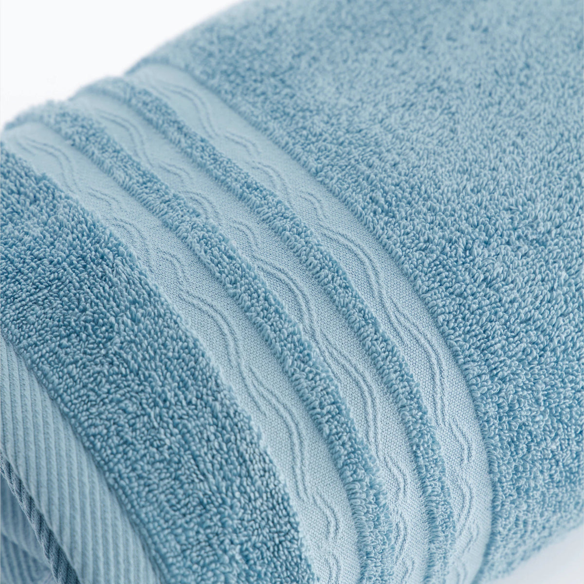 Serviette de Bain Signature Océan Bleu Horizon FLAMARDA, confectionnée au Portugal
