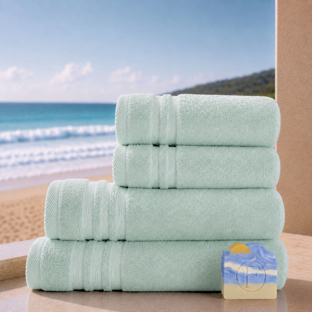 Set de Bain Duo Signature Océan Vert Céladon FLAMARDA avec deux draps de bain 70x140cm, deux serviettes de toilette 50x100cm et un savon artisanal Océan.